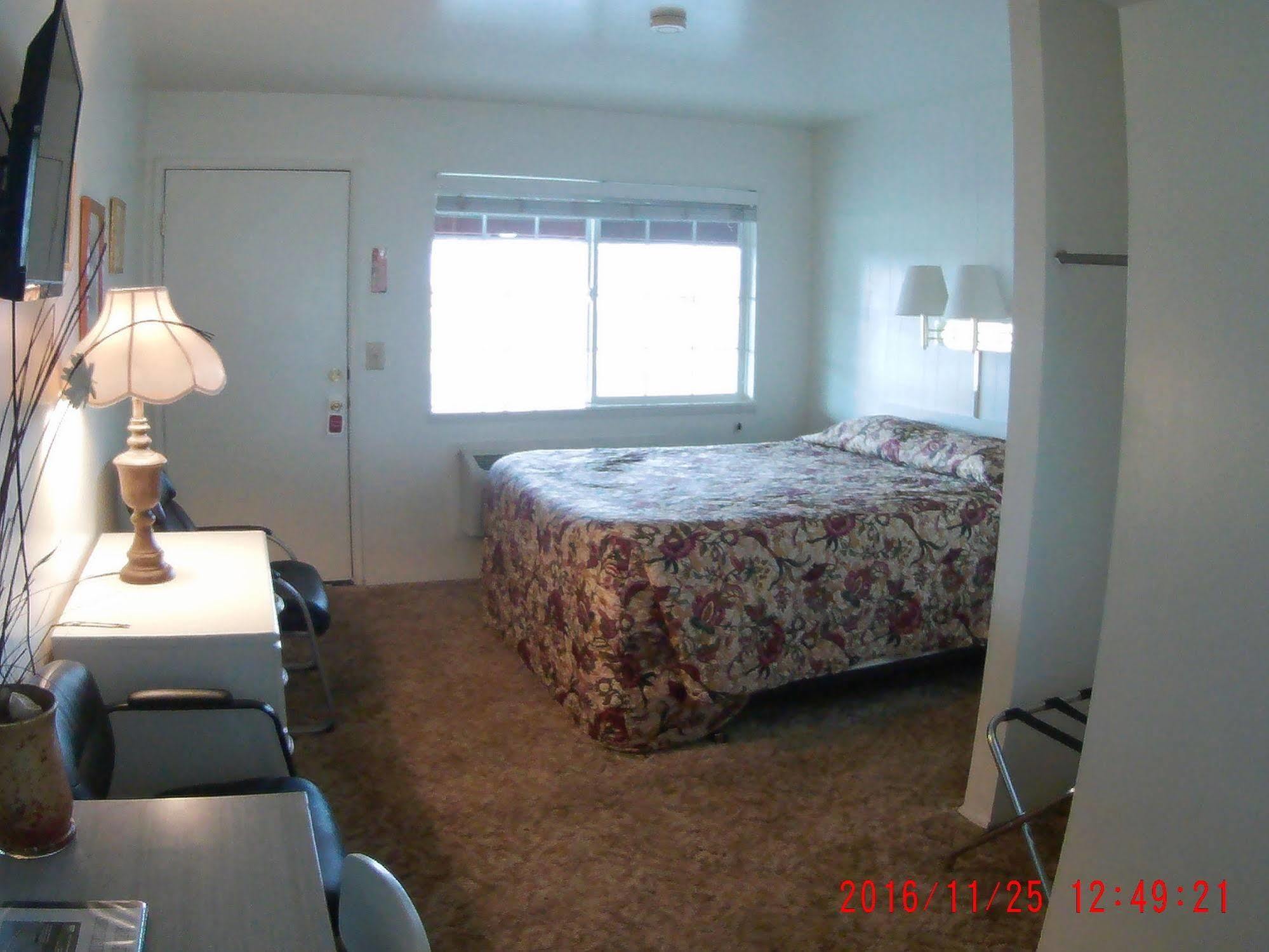 Rim Rock Motel อัลทูราส ภายนอก รูปภาพ